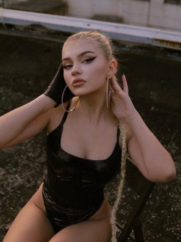 Нина